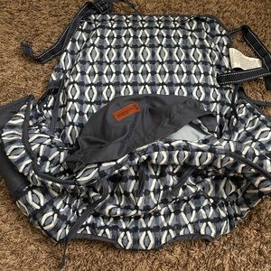 Monbèbè grocery cart cover with padded back